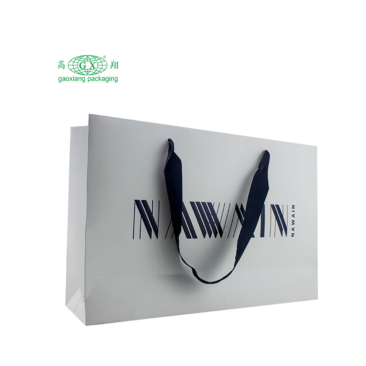 Túi giấy bìa cứng in logo đầy đủ tùy chỉnh với tay cầm thắt nơ ruy băng cho hộp mua sắm quà tặng